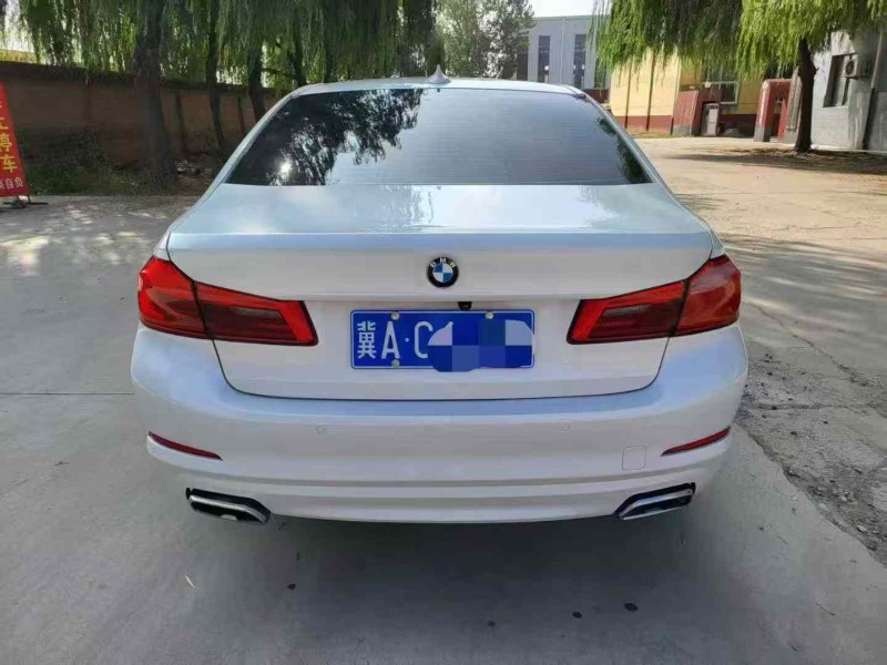 保定18年宝马5系9