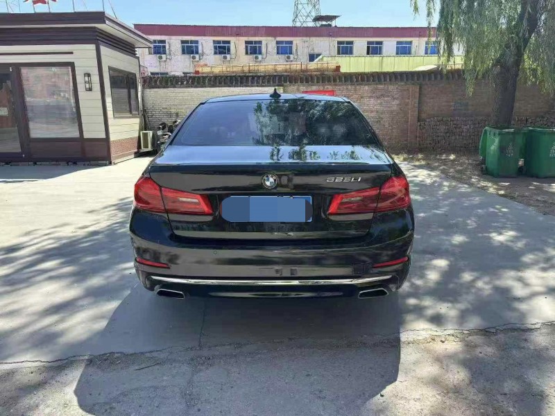 保定18年宝马5系9
