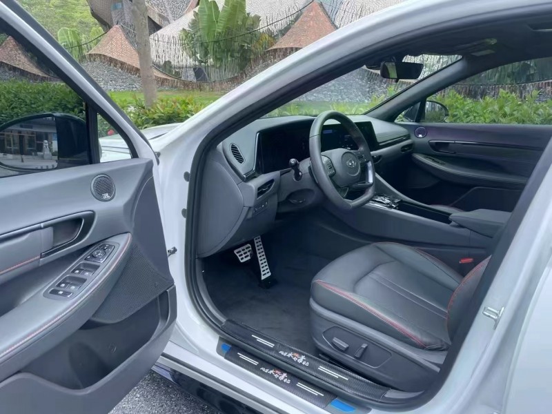 深圳23年现代索纳塔6