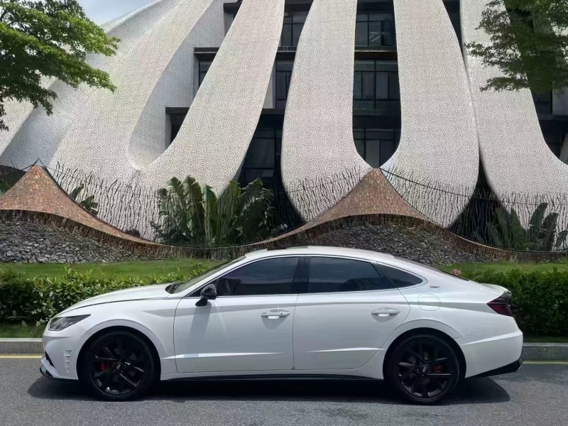 深圳23年现代索纳塔8