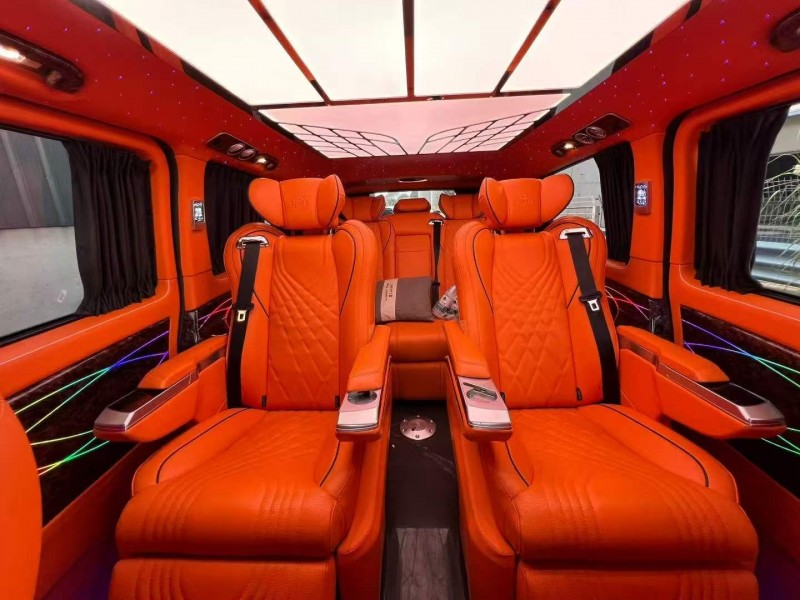 珠海22年奔驰威霆5