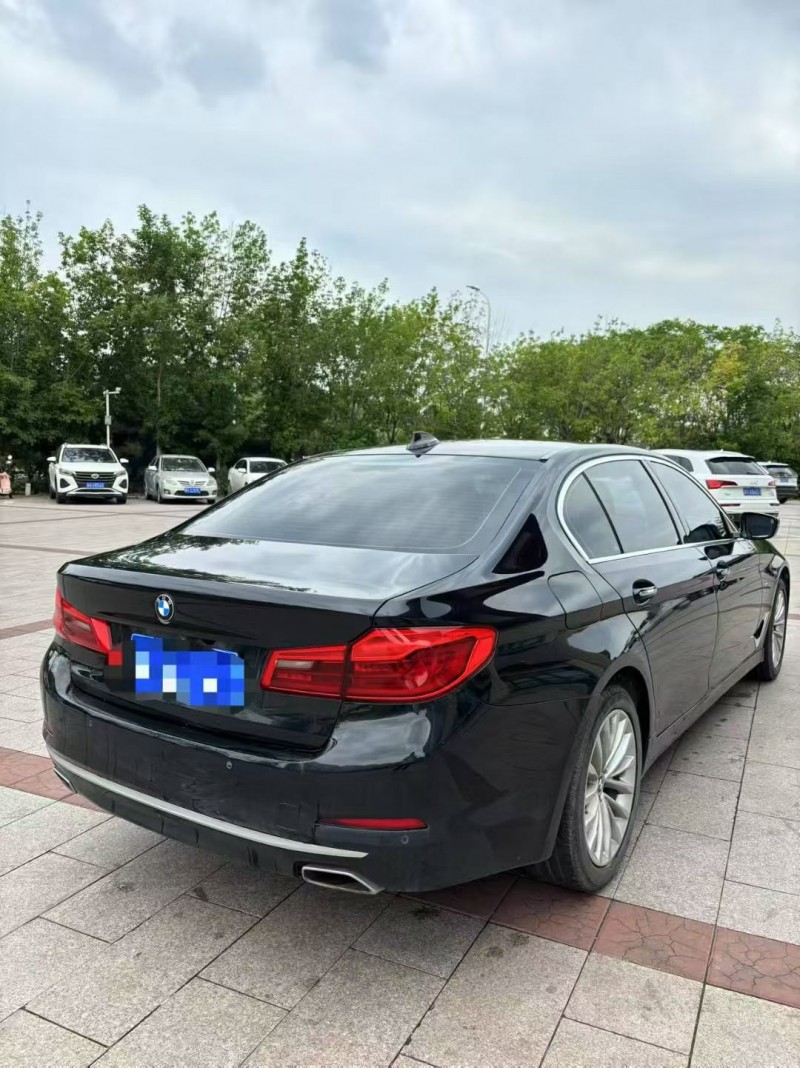 承德18年宝马5系7