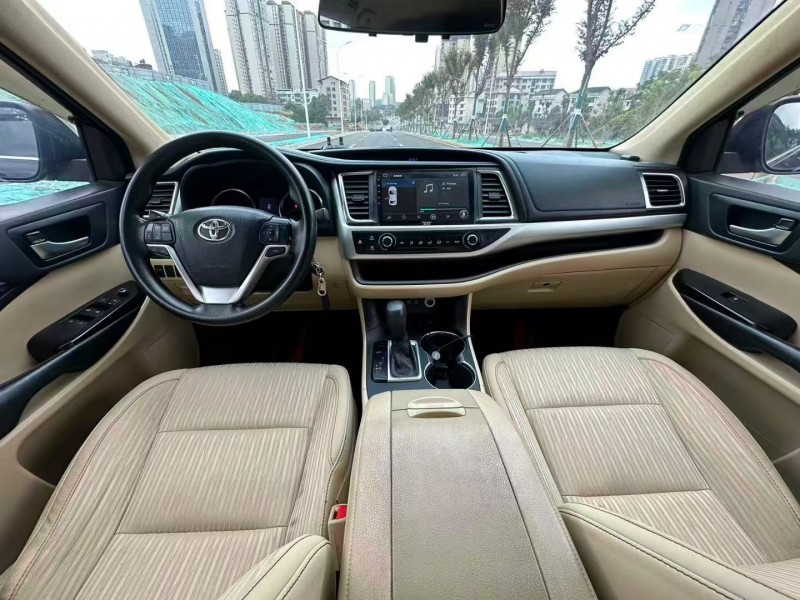 娄底19年丰田汉兰达4