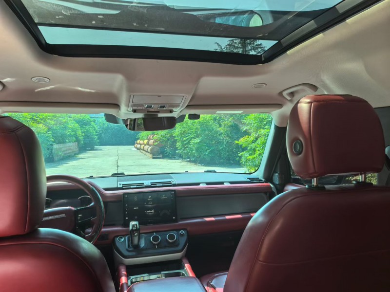 平顶山22年路虎卫士4