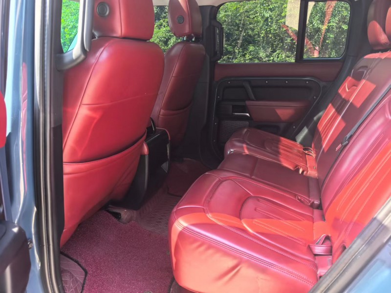 平顶山22年路虎卫士5