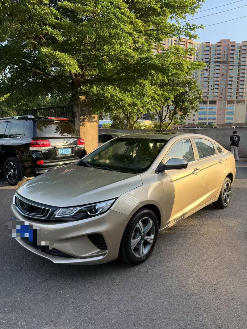 防城港19年吉利帝豪2