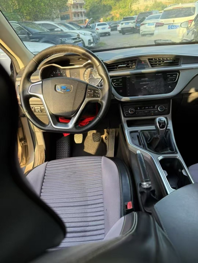 防城港19年吉利帝豪4