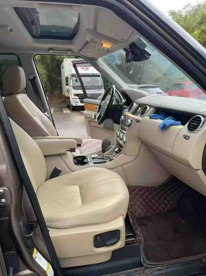 南宁11年路虎发现6