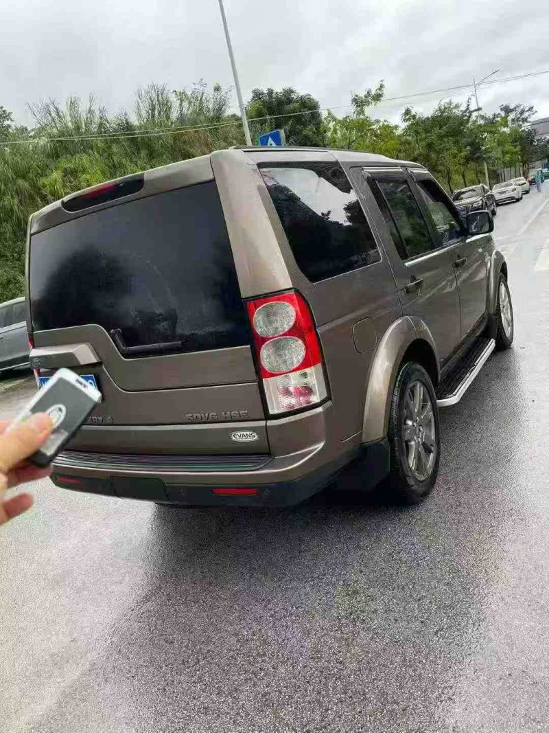 南宁11年路虎发现9