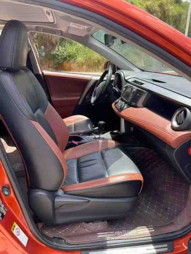 南宁14年丰田RAV4荣放5