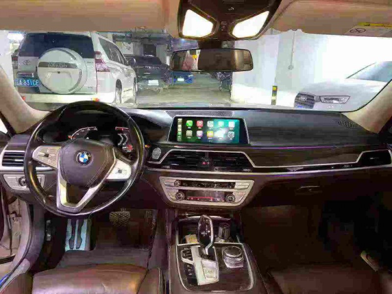 成都21年宝马7系5