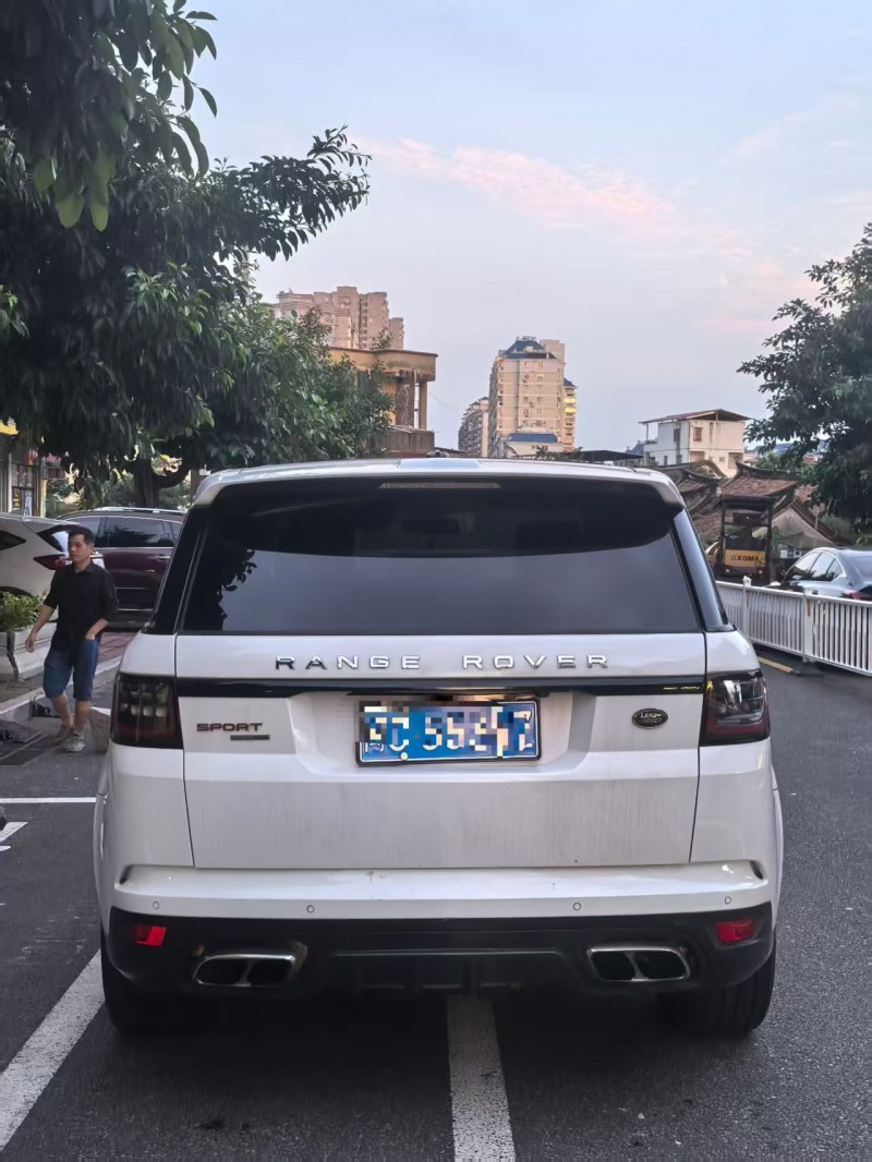 漳州14年路虎揽胜运动9