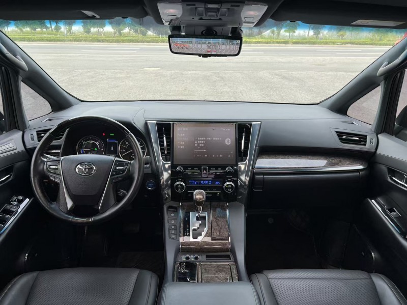 盐城20年丰田埃尔法4