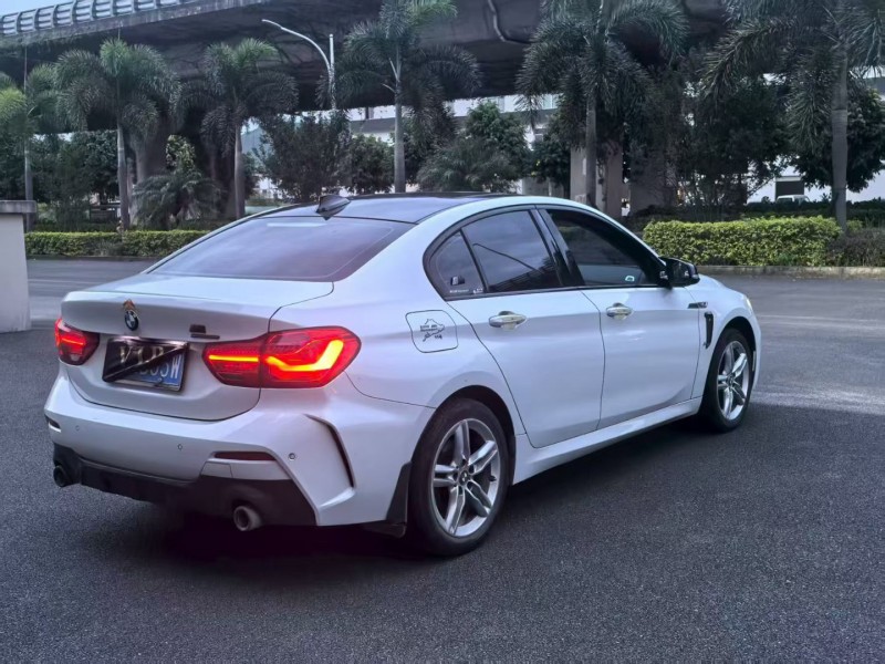 漳州21年宝马1系7