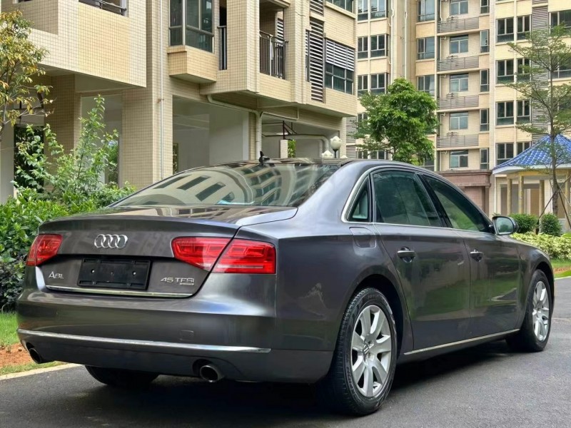东莞14年奥迪A8L6