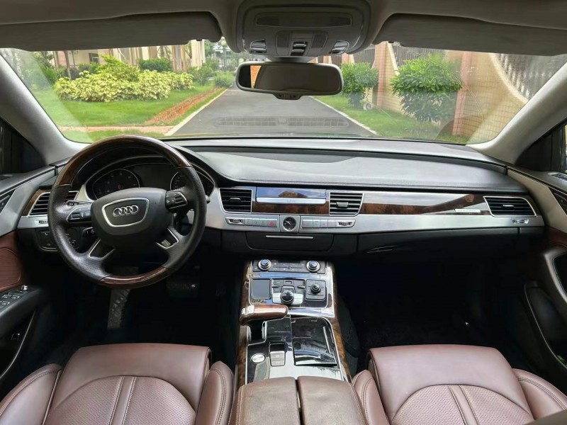 东莞14年奥迪A8L8