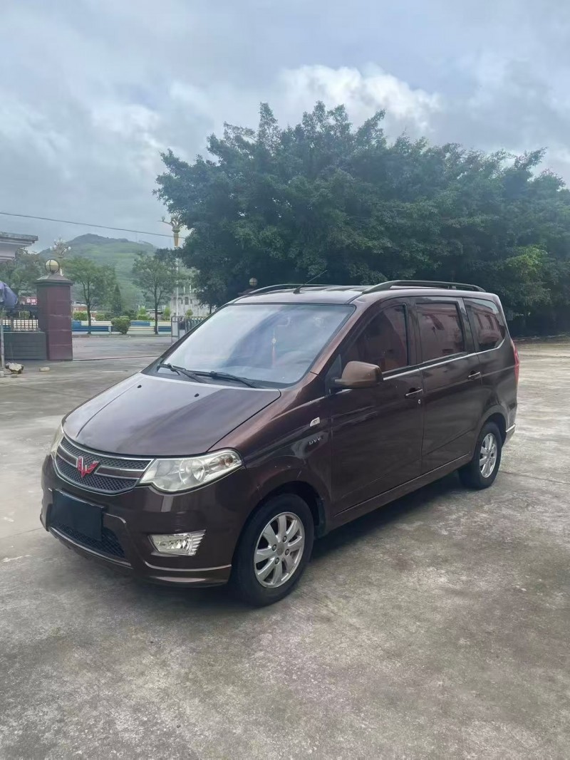 漳州17年五菱汽车宏光3