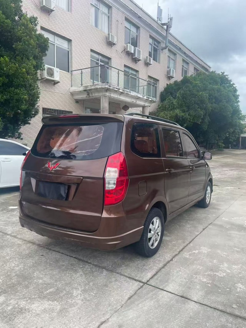 漳州17年五菱汽车宏光7