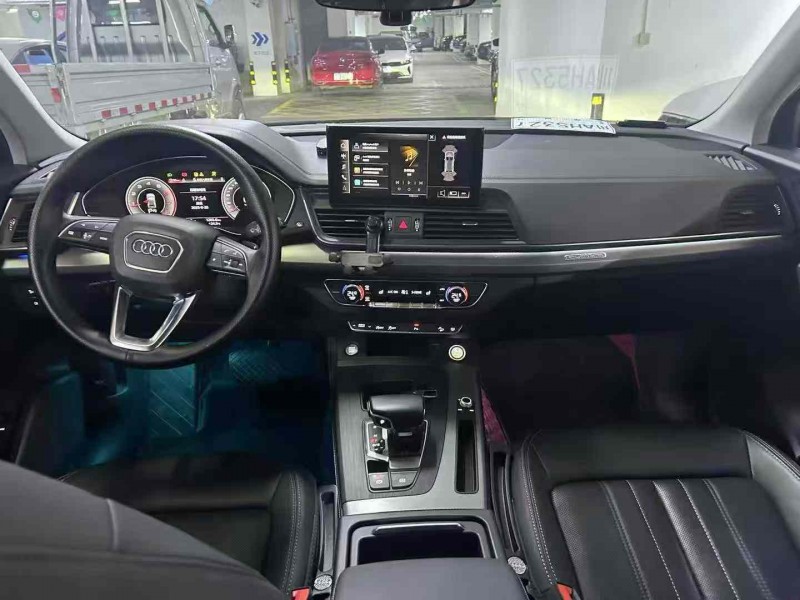 成都22年奥迪Q55