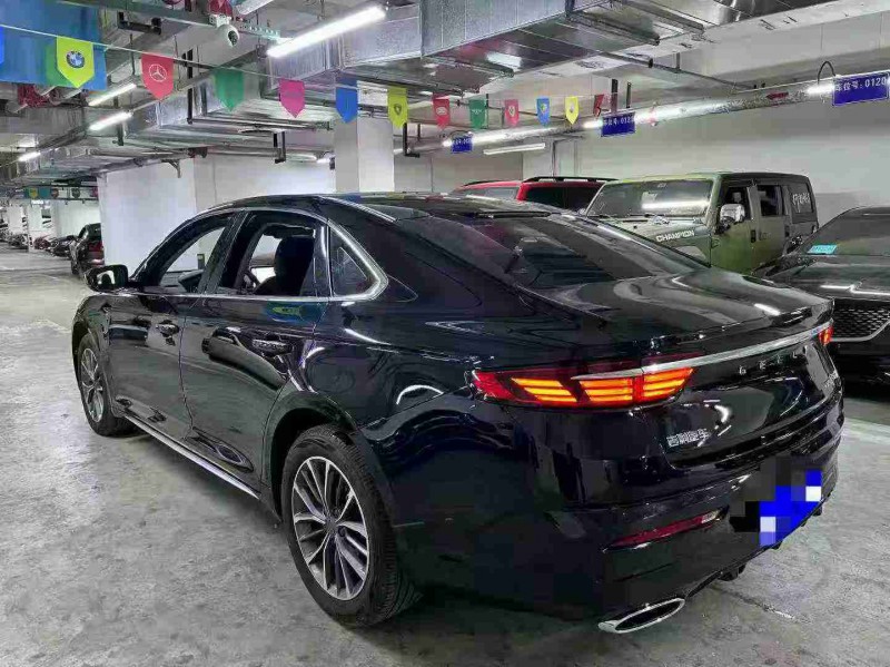 成都23年吉利星瑞7