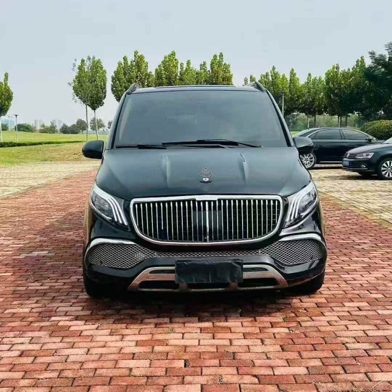 青岛18年奔驰威霆1