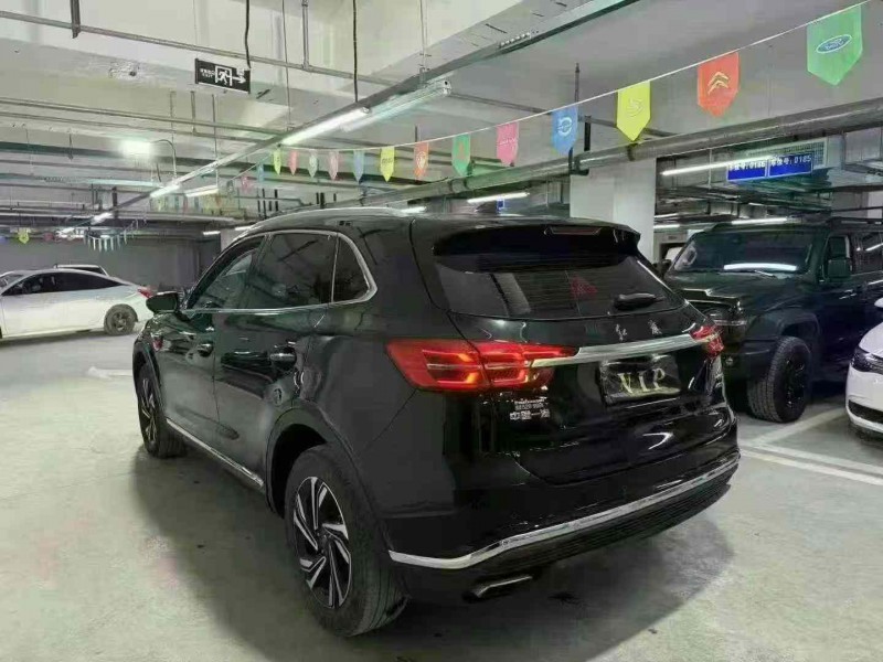 成都22年红旗HS57