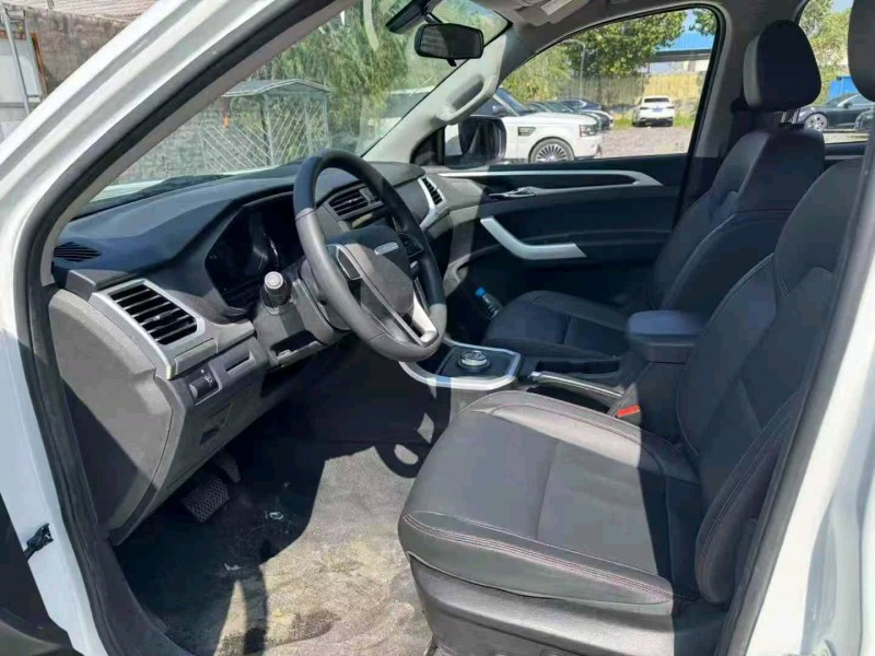 泰安25年大通星际R9