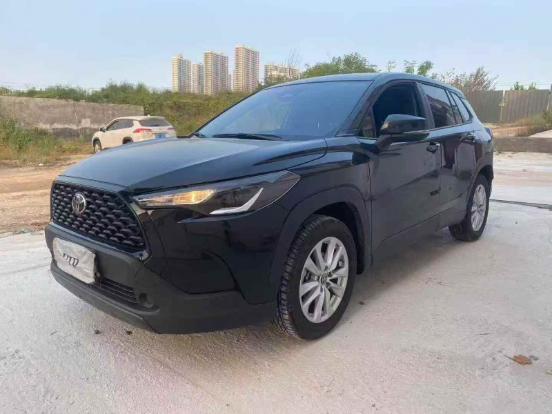 青岛24年丰田锐放3