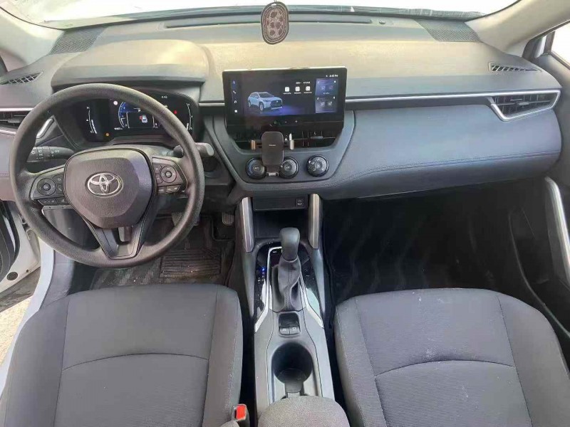 青岛24年丰田锐放4