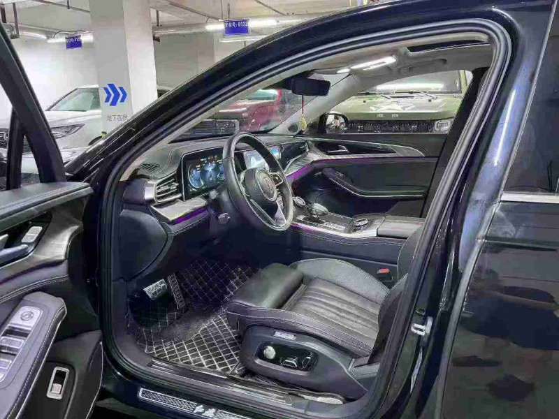 成都22年红旗H94