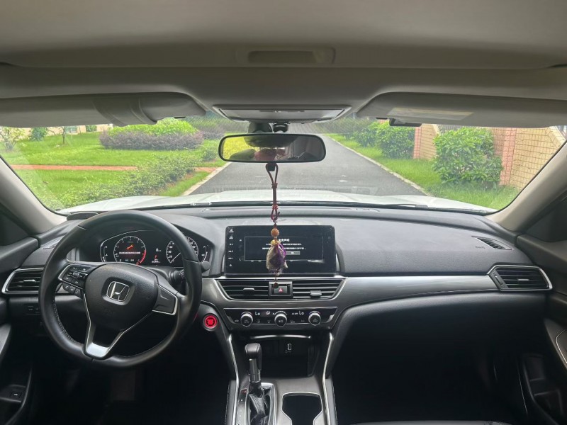 东莞23年本田雅阁7