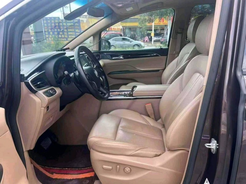 珠海20年别克GL84