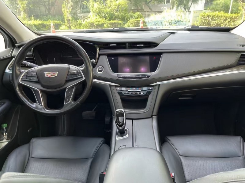 徐州16年凯迪拉克XT57