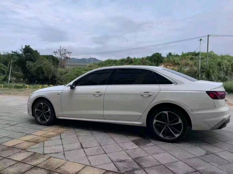 南昌22年奥迪A4L8