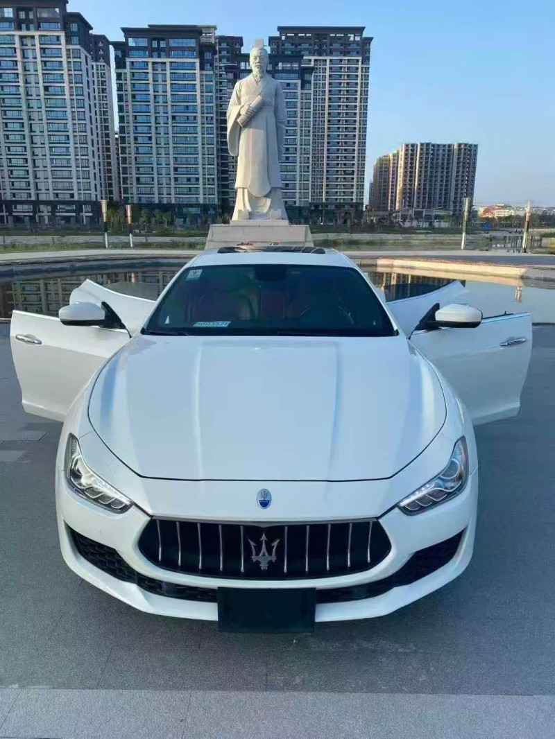 枣庄17年玛莎拉蒂Ghibli1