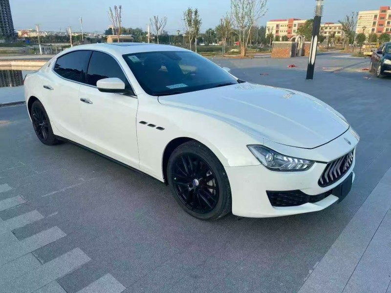 枣庄17年玛莎拉蒂Ghibli3