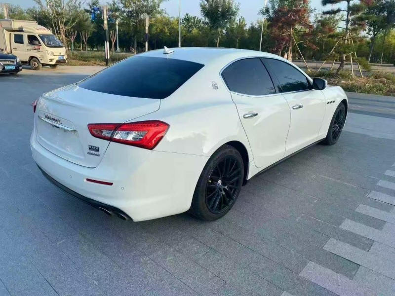 枣庄17年玛莎拉蒂Ghibli7