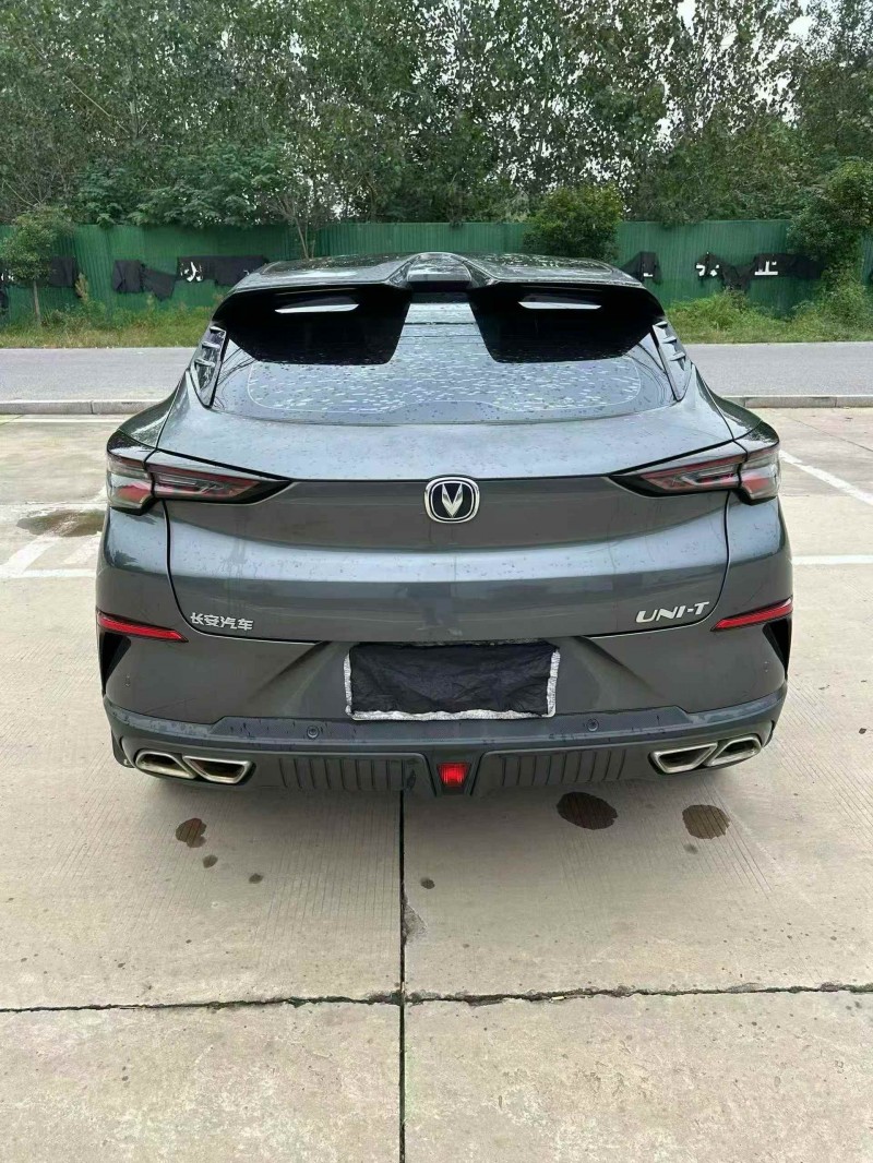 苏州21年长安汽车UNI9