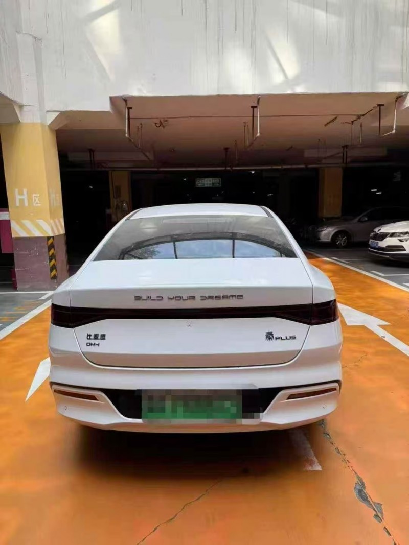 赤峰25年比亚迪秦9