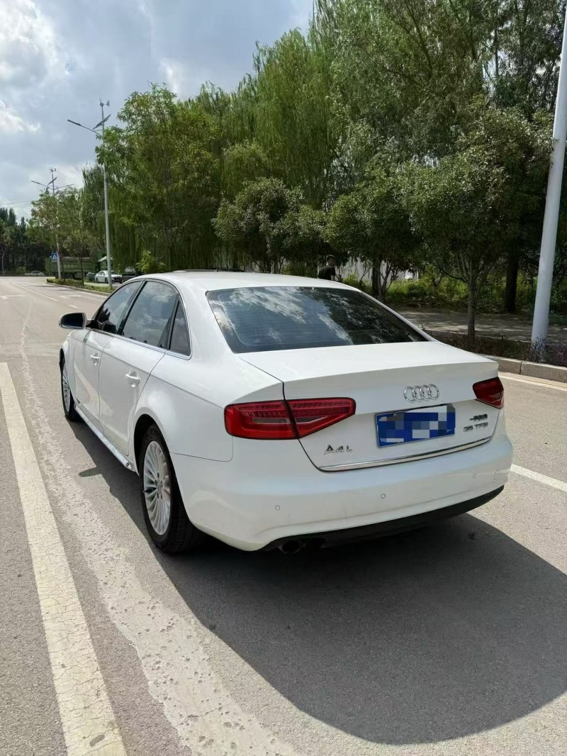 枣庄15年奥迪A4L8