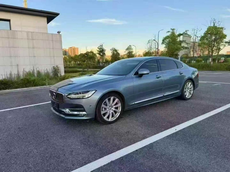 新余19年沃尔沃S902