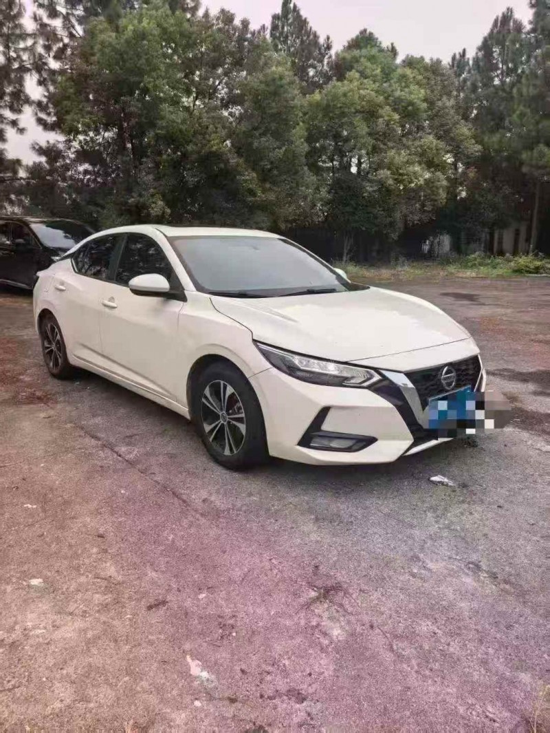 新余20年日产轩逸2