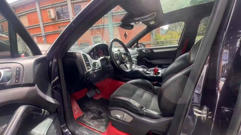 绍兴17年保时捷卡宴6