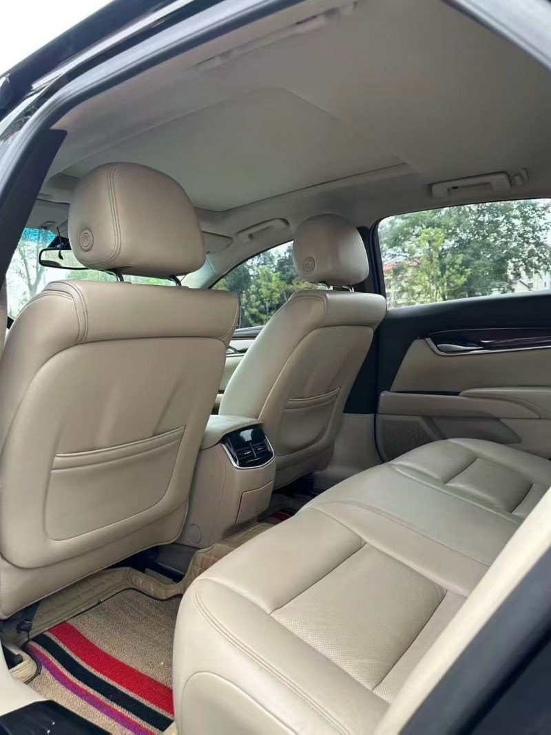 娄底16年凯迪拉克XTS4