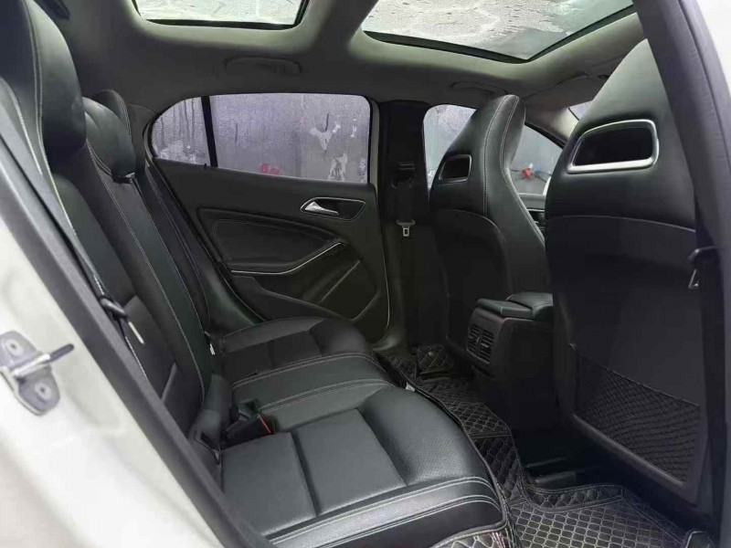 淄博19年奔驰GLA7