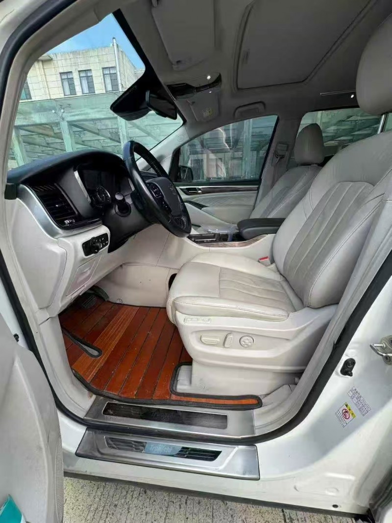 南昌18年传祺M89