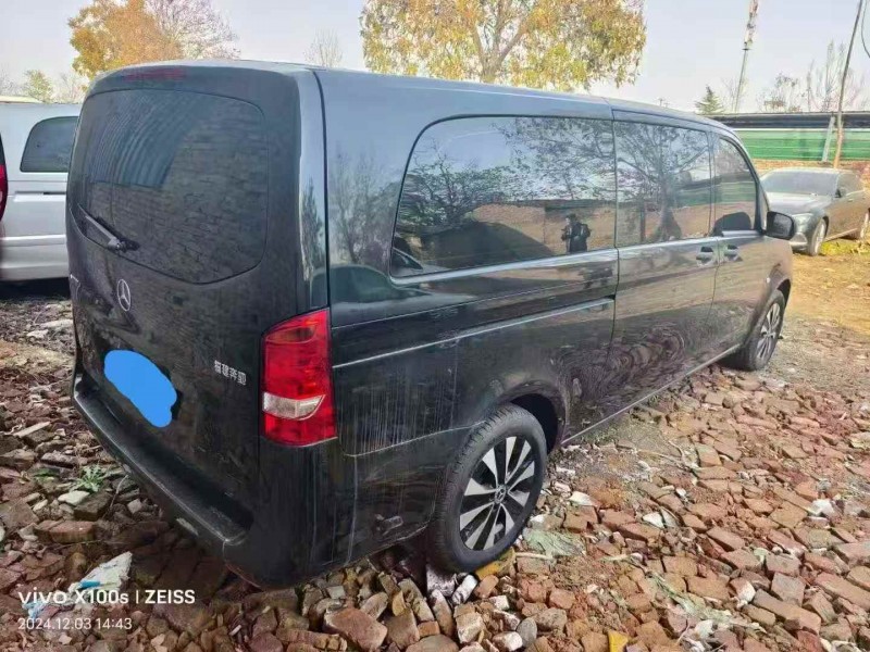 菏泽23年奔驰威霆9