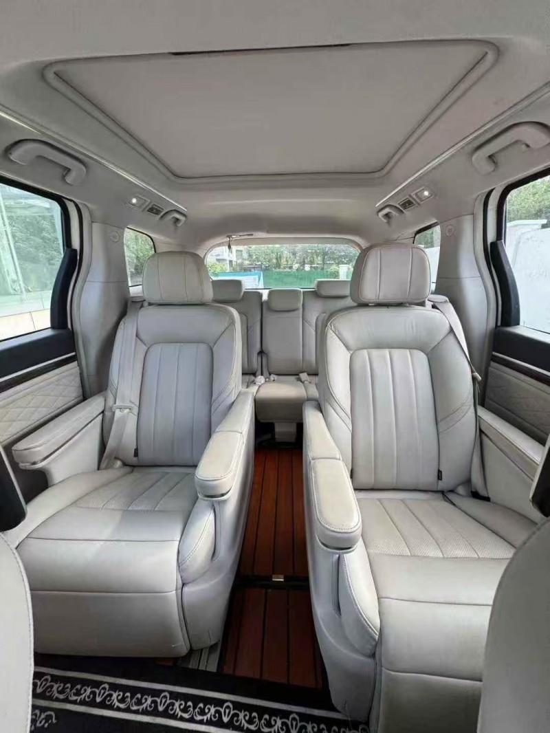 南昌18年传祺M83