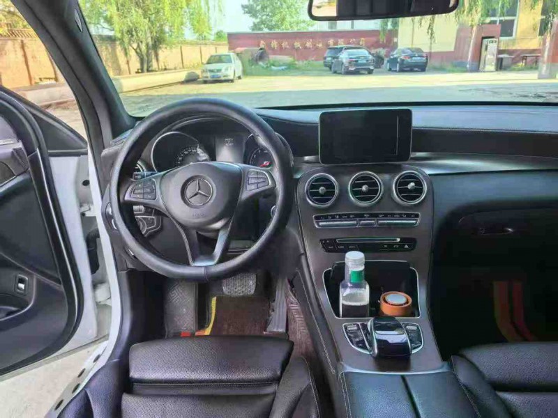 保定17年奔驰GLC7