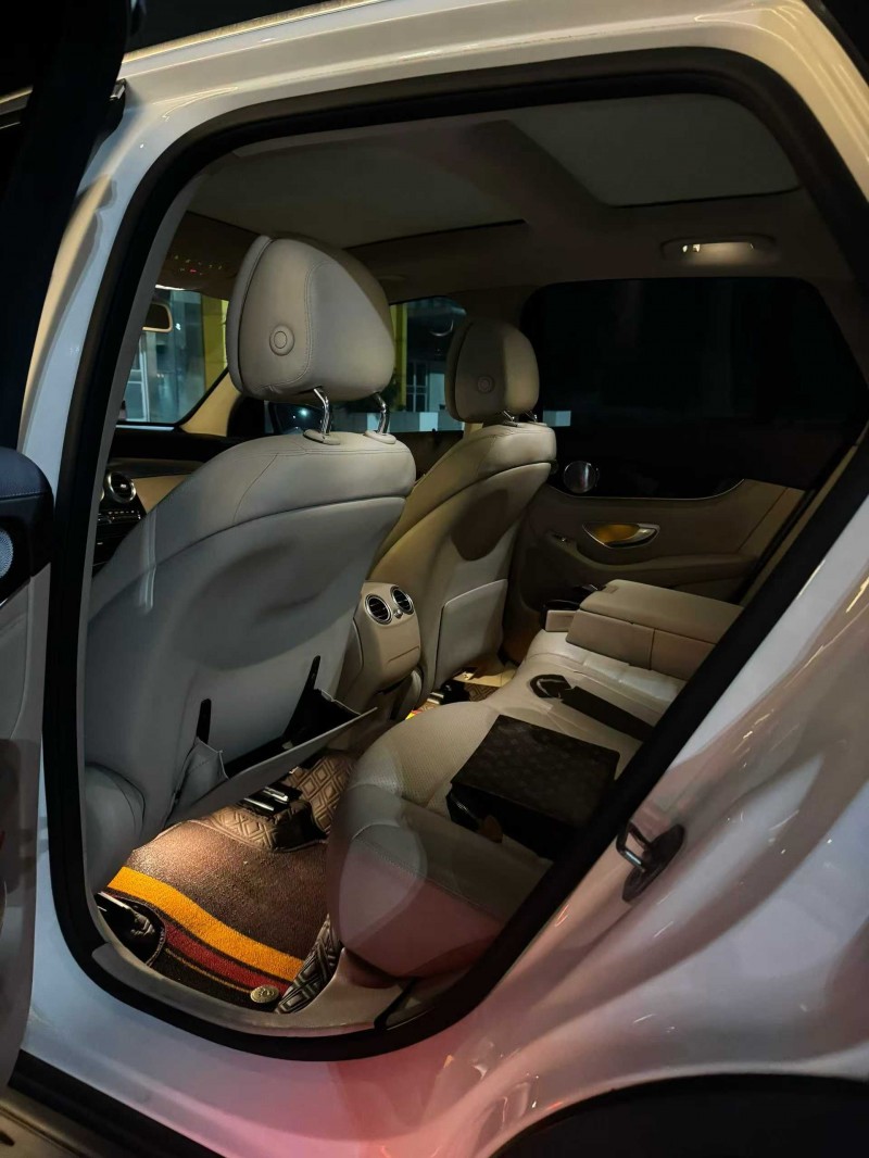 长治17年奔驰GLC4